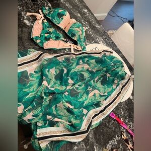 NWOT three pieces: Victoria’s Secret bombshell 34DD/M and S/M coverup pants